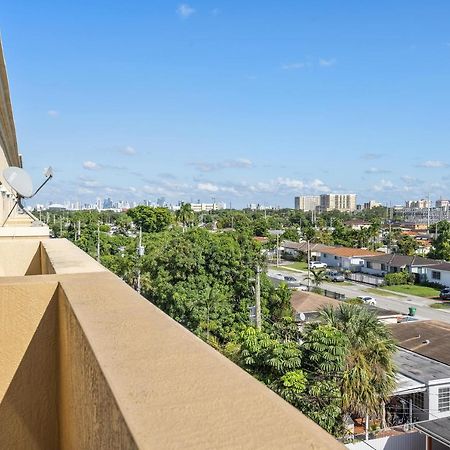 Airport Getaway Apartment Miami Bagian luar foto