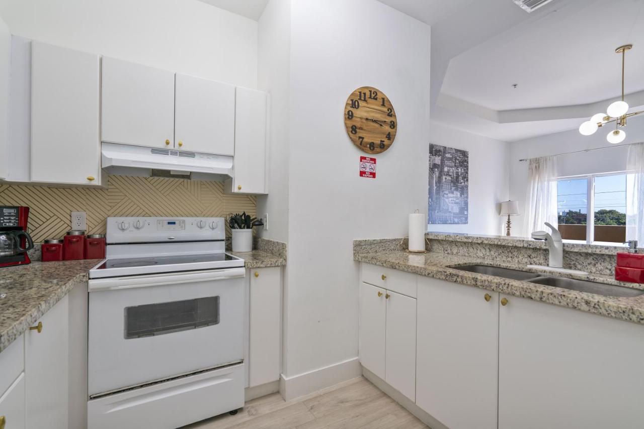 Airport Getaway Apartment Miami Bagian luar foto