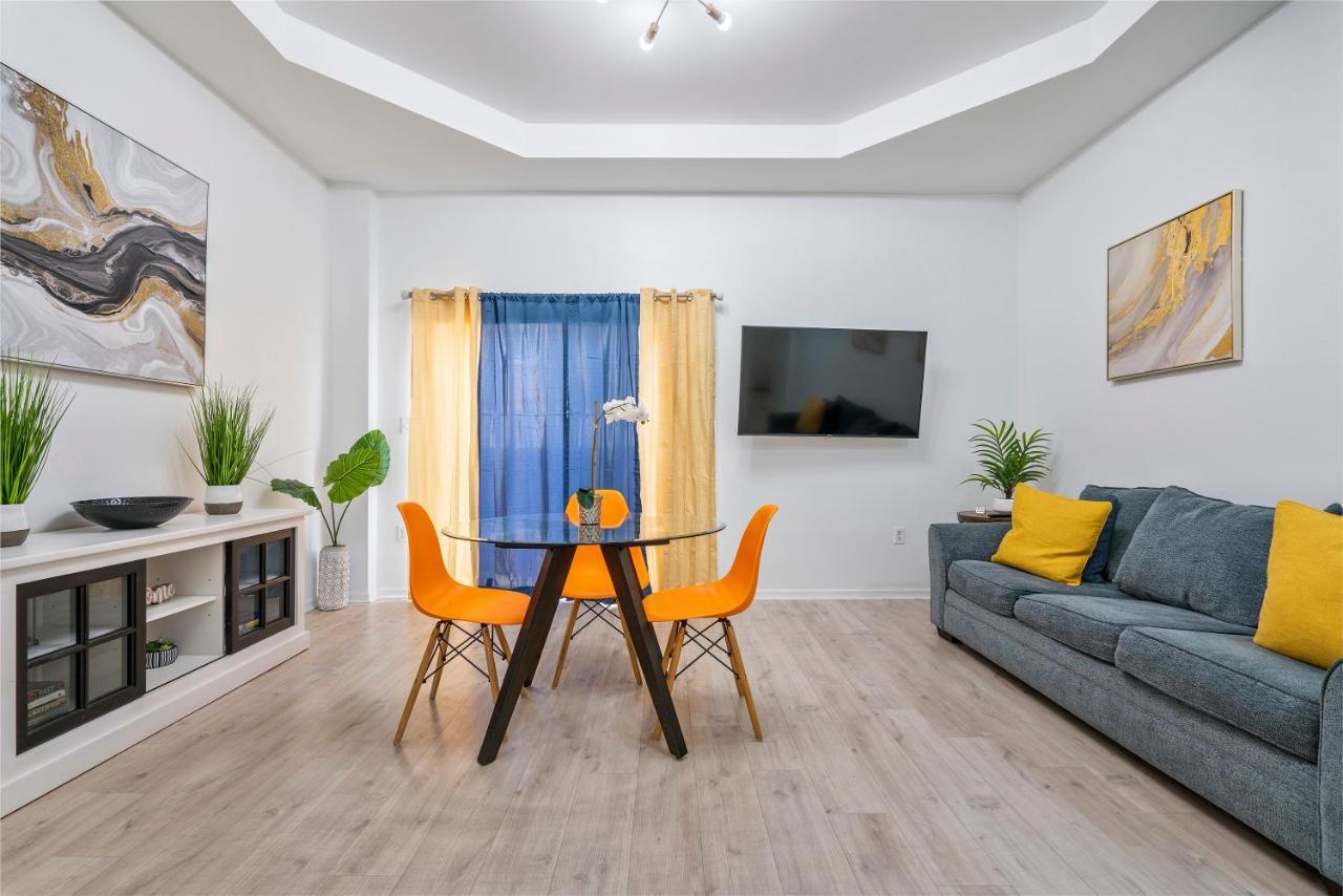 Airport Getaway Apartment Miami Bagian luar foto